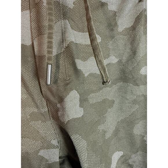 Lululemon Mens THE Short Camouflage 7" Linerless Athletic Stretch - Medium - Picture 5 of 9